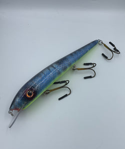 BLUE TIGER CHARTREUSE BELLY